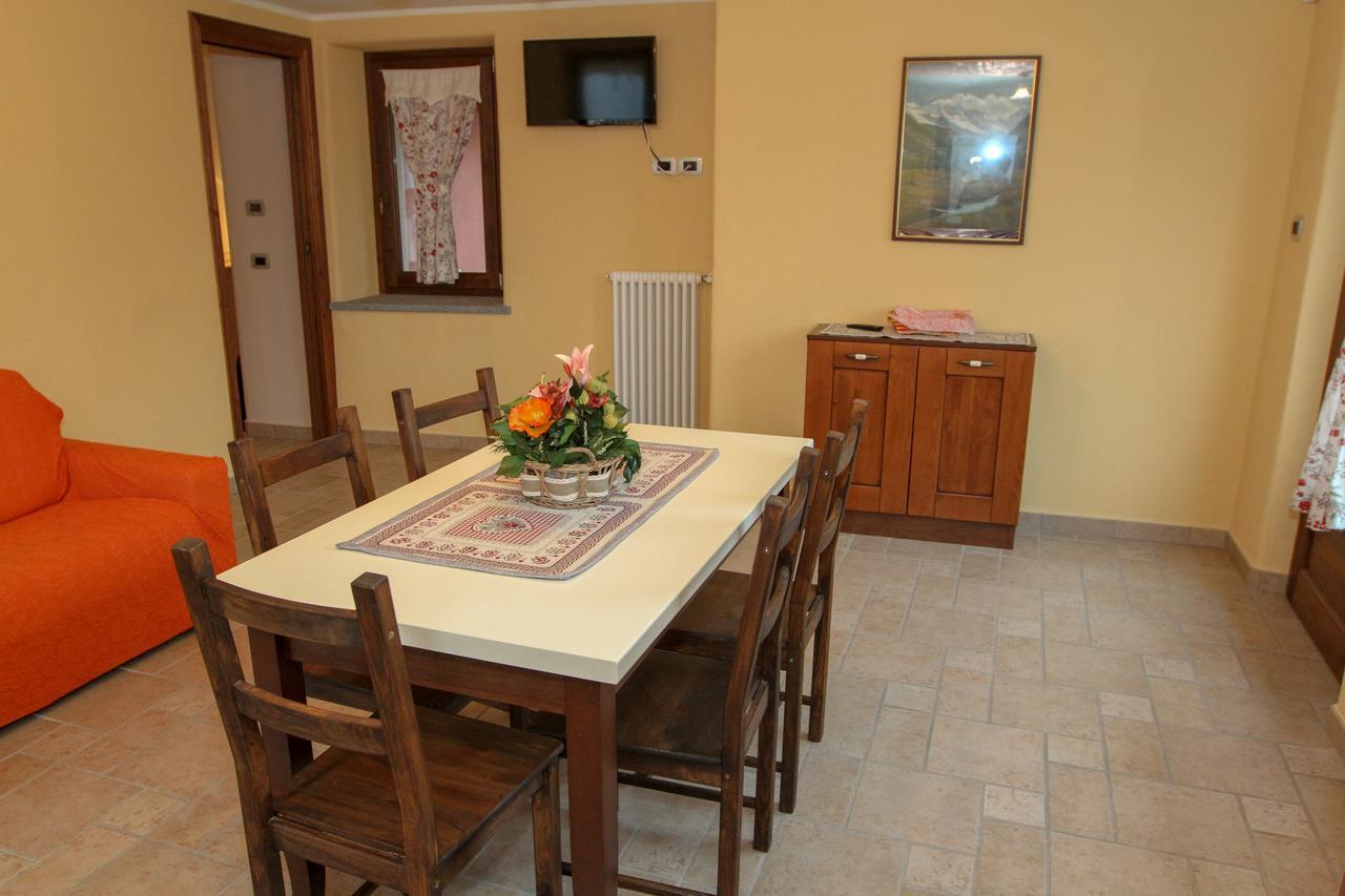 La Maison De Deni Aymavilles Екстер'єр фото